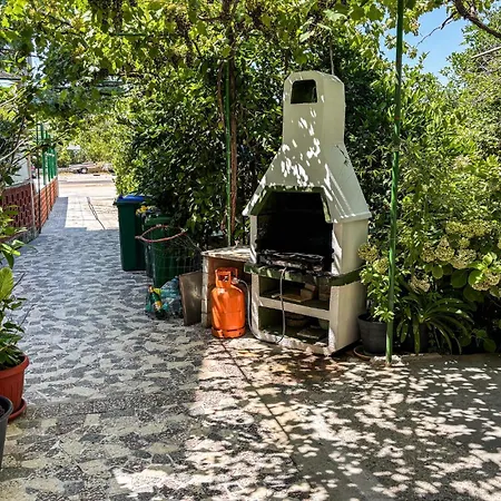 Stunning In With House Sea View *